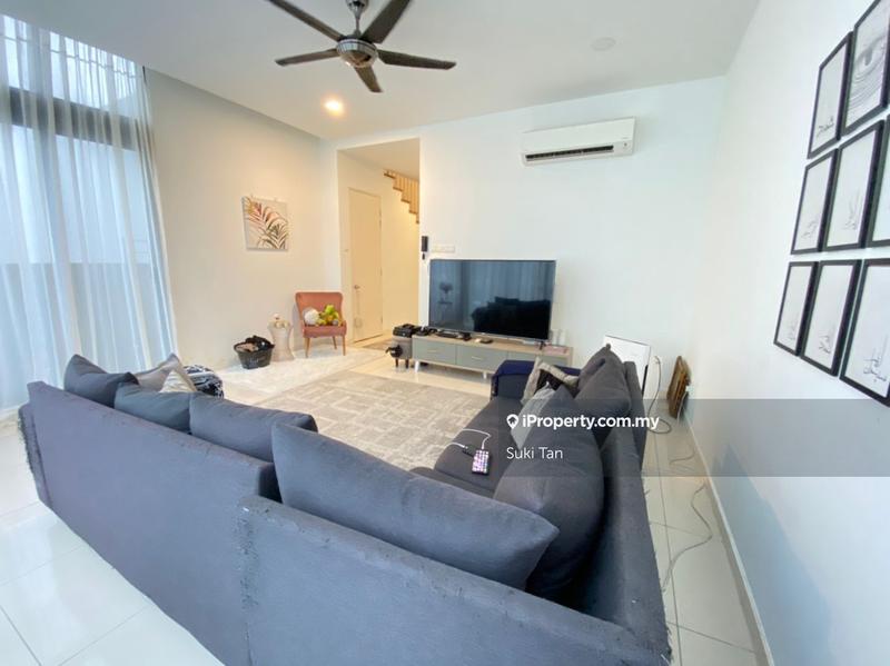 3-storey Terraced House for Sale in Lake Fields, Sungai Besi by Suki Tan - iProperty.com.my