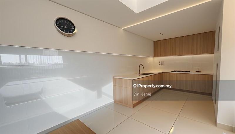 Service Residence for Sale in Suria Jelutong by Dini Jamil - iProperty.com.my