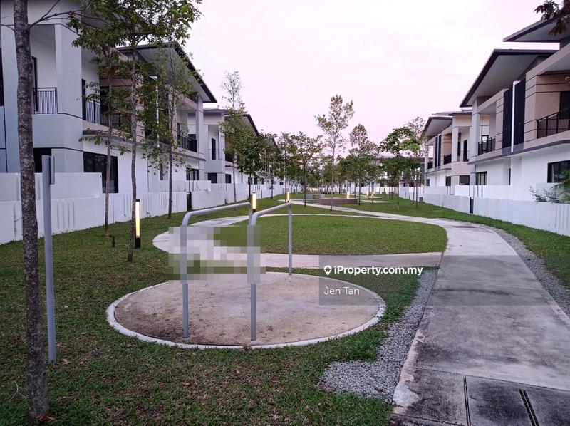 Rumah Berkembar untuk Dijual di Bandar Tropicana Aman, Telok Panglima Garang oleh Jen Tan - iProperty.com.my