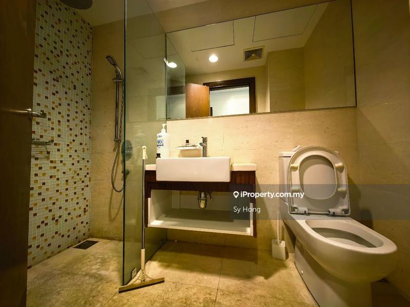 Service Residence for Rent in Regalia Residence by Sy Hong - iProperty.com.my