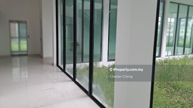 Bungalow House for Sale in Subang Heights, Subang Jaya by Chester Cheng - iProperty.com.my