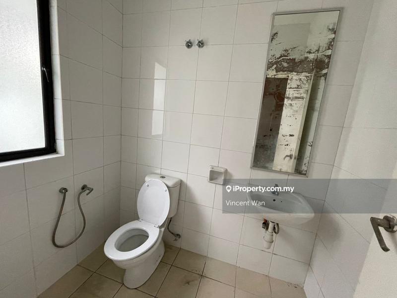 2.5-storey Terraced House for Sale in Sutera Damansara 2.5 Storey Superlink House, Petaling Jaya by Vincent Wan - iProperty.com.my