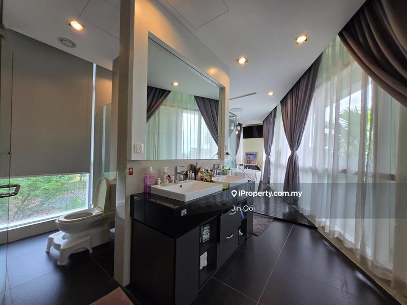 For Sale - Desa Eight