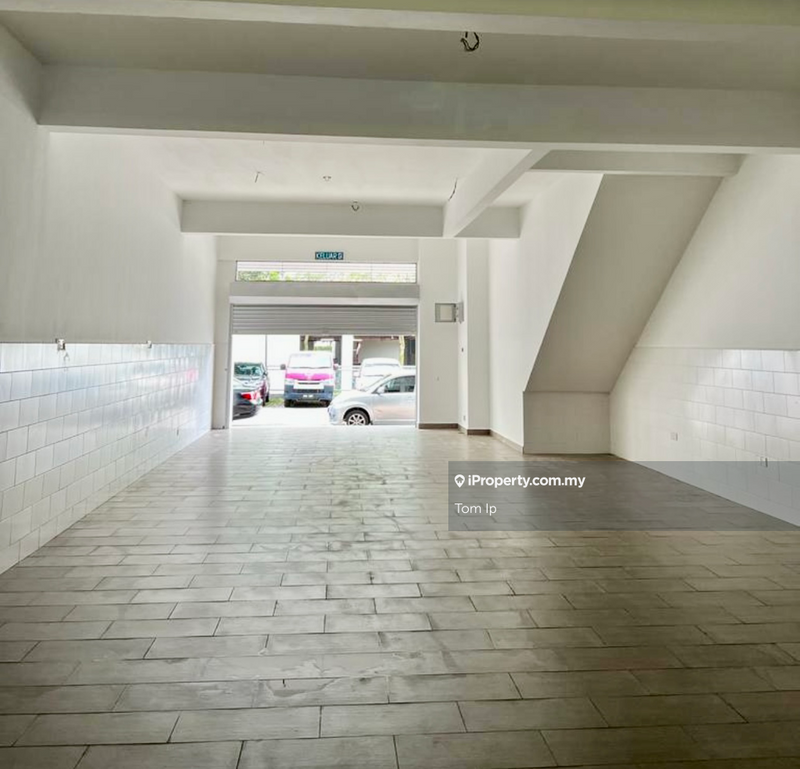 Shop for Sale in Taman Sains Selangor, Kota Damansara by Tom Ip - iProperty.com.my