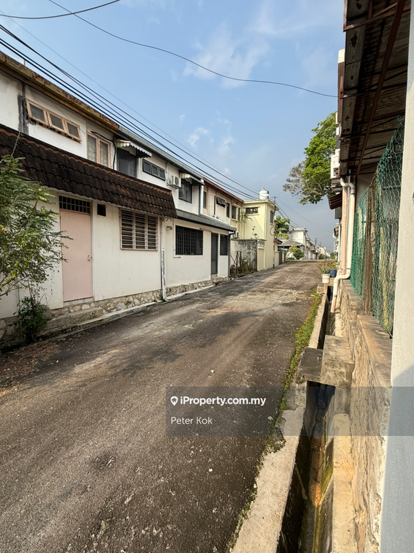 Rumah Berangkai 2 Tingkat untuk Dijual di SS2, Petaling Jaya oleh Peter Kok - iProperty.com.my