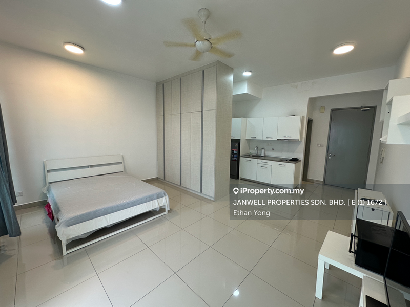 For Rent - Cybersquare