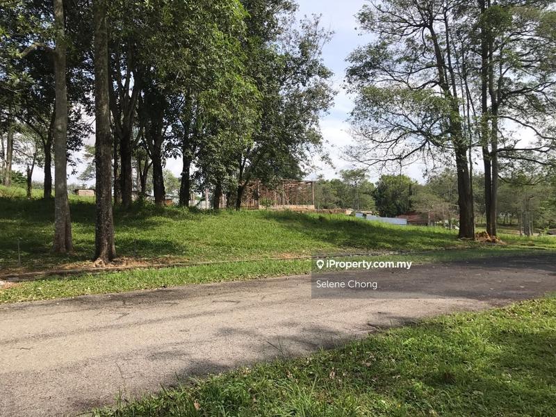 Banglo Tanah untuk Dijual di College Heights Garden Resort, Setul oleh Selene Chong - iProperty.com.my