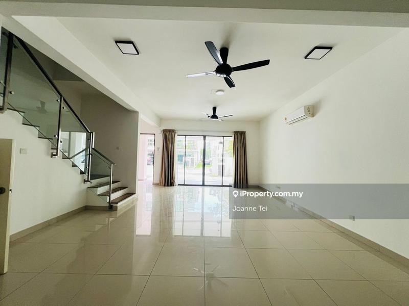 3-storey Terraced House for Sale in LakePoint Residence, Cyberjaya by Joanne Tei - iProperty.com.my