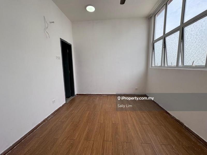 Condominium for Rent in Lakefront Homes by Sally Lim - iProperty.com.my