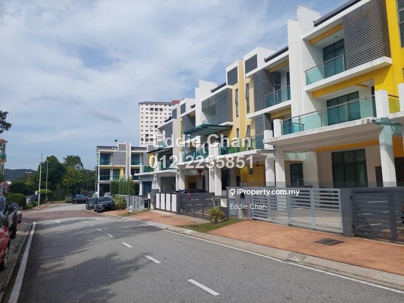 Rumah Berangkai 3 Tingkat untuk Dijual di Ukay Tropika, Hulu Kelang, Ampang, Ampang oleh Eddie Chan - iProperty.com.my