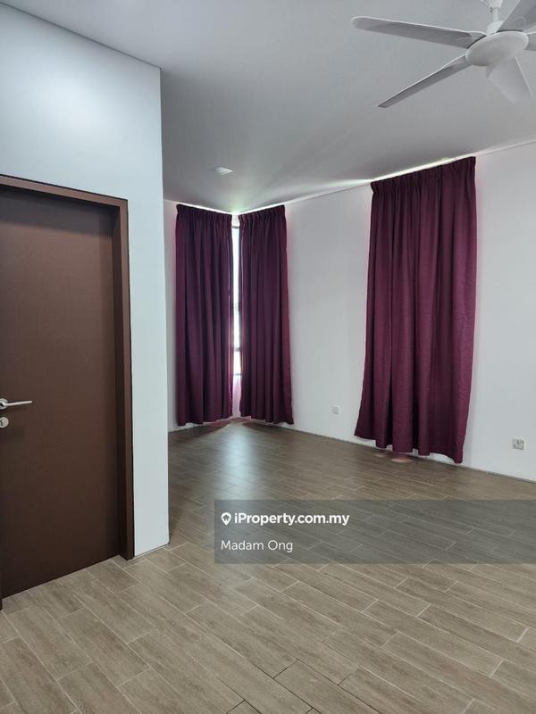 Rumah Berkembar untuk Disewa di Perdana Lakeview East, Cyberjaya oleh Madam Ong - iProperty.com.my