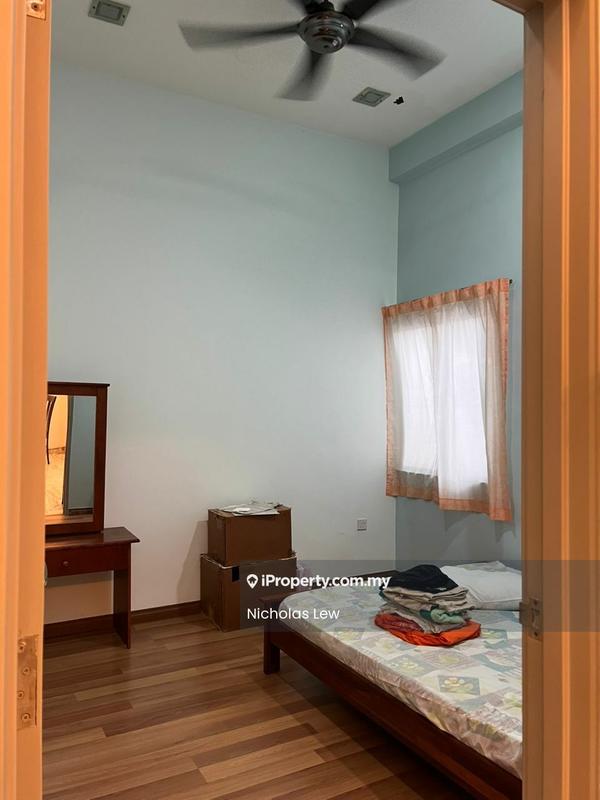 Condominium for Rent in Bayan Villa, Seri Kembangan by NK Lew - Bedroom - iProperty.com.my