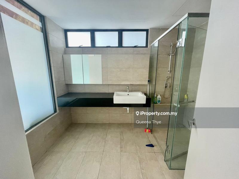 For Rent - The WaterEdge (Pinggiran Air)