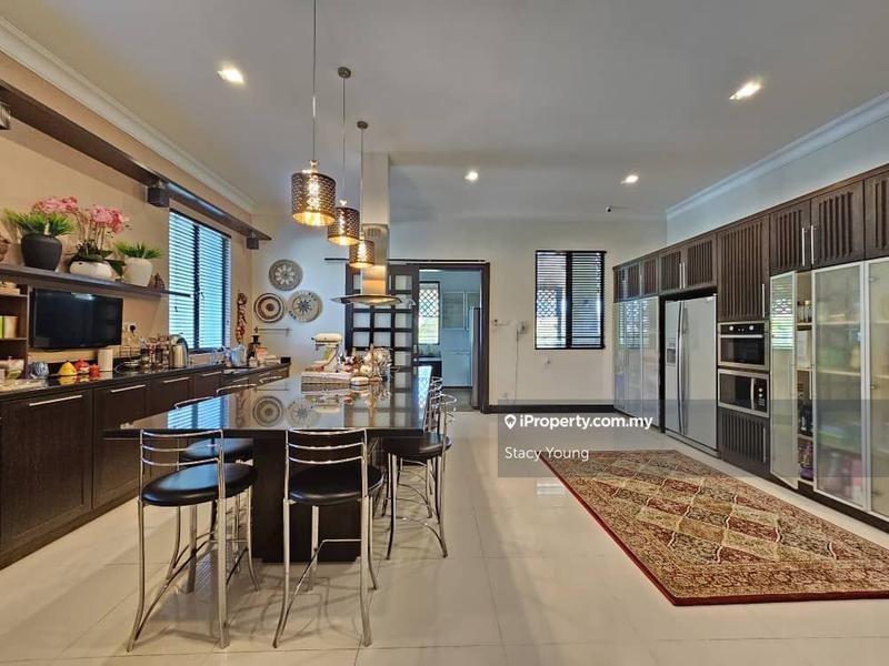 Bungalow House for Sale in Country Heights, Kajang by Stacy Young - iProperty.com.my