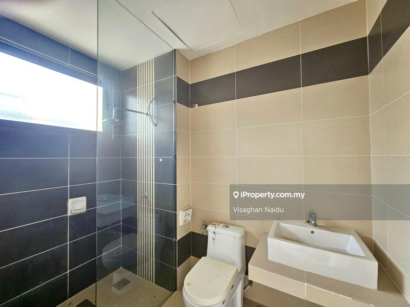 Rumah Teres 2.5-Tingkat untuk Dijual di Taman Tasik Residensi (Lake Club Parkhome), Rawang oleh Visaghan Naidu - iProperty.com.my