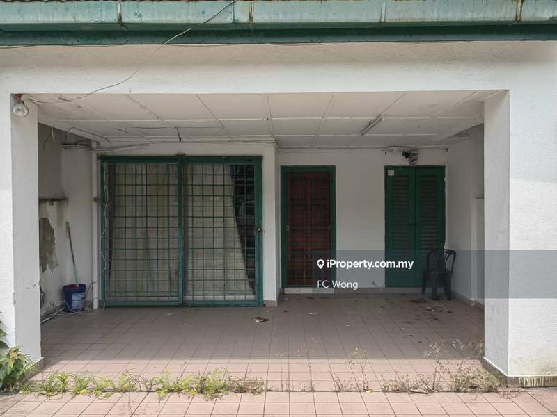 Rumah Teres 2-Tingkat untuk Dijual di Usj 1, Subang Jaya oleh FC Wong - iProperty.com.my