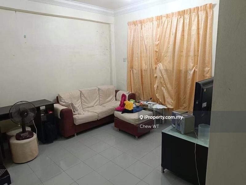 For Sale - Taman Saujana Permai