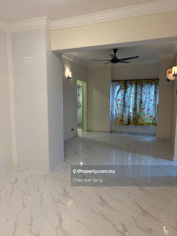 For Sale - Ehsan Ria