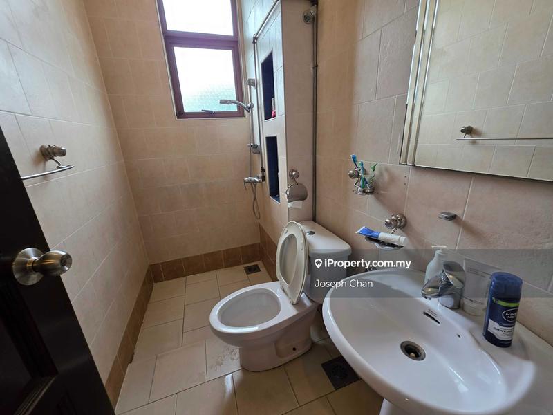 Rumah Berangkai 2 Tingkat untuk Dijual di Bukit Jelutong, Shah Alam oleh Joseph Chan - iProperty.com.my