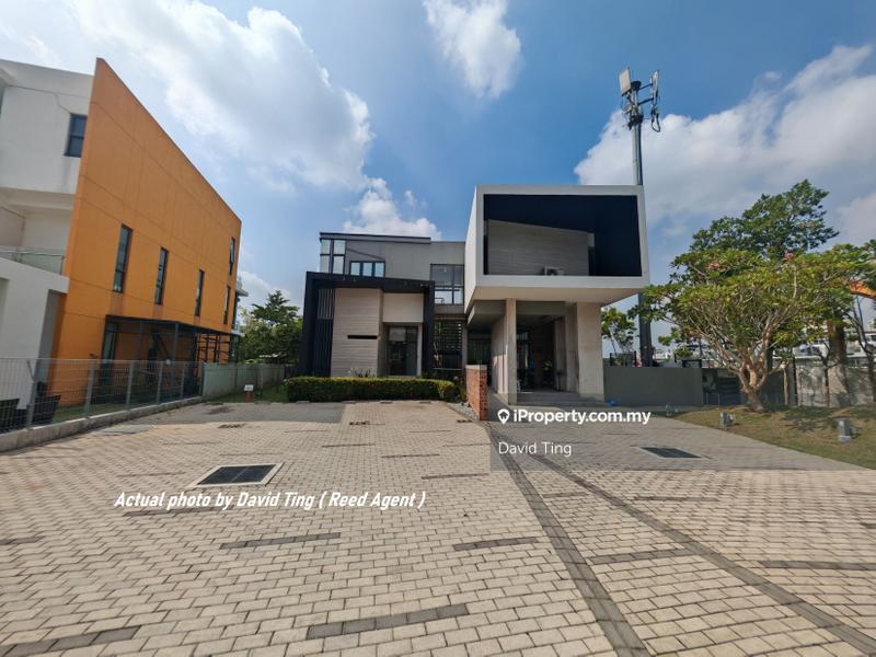 Rumah Berangkai 3 Tingkat untuk Dijual di Lake Fields, Sungai Besi oleh David Ting - iProperty.com.my