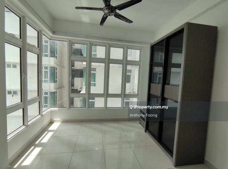 For Sale - Sri Putramas III / Royal Regent