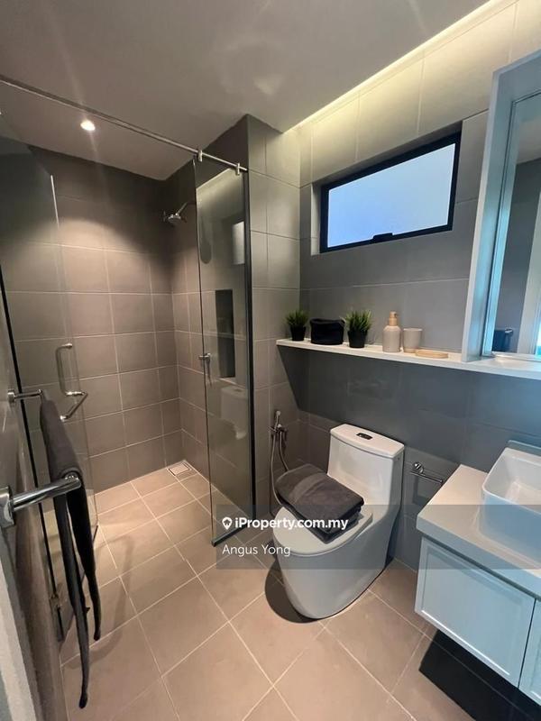 Residensi Servis untuk Dijual di Da Men oleh Angus Yong - iProperty.com.my