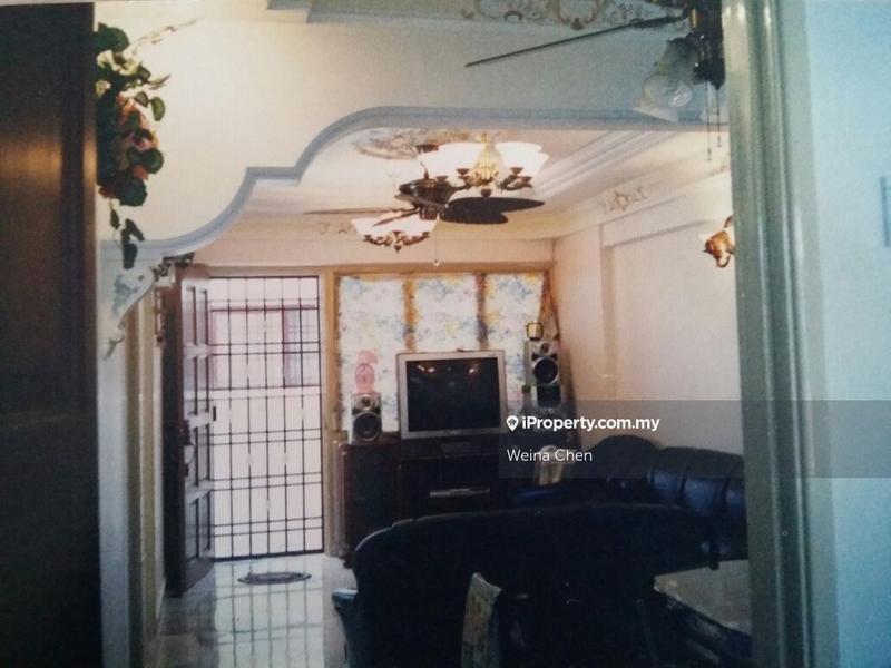 For Sale - Pelangi Apartment