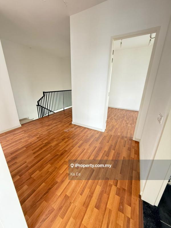 Rumah Berkembar untuk Dijual di Eco Grandeur, Puncak Alam oleh Ka Ee - iProperty.com.my