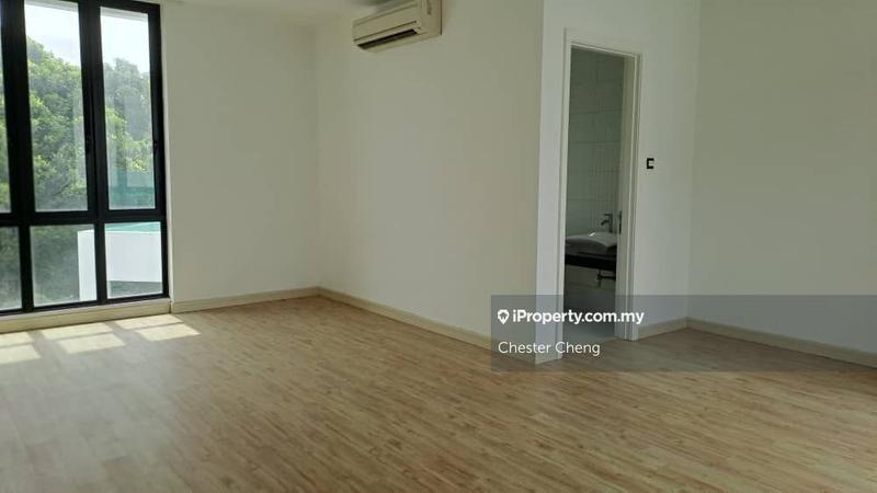 Bungalow House for Sale in Subang Heights, Subang Jaya by Chester Cheng - iProperty.com.my