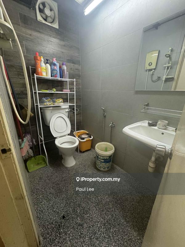 Pejabat untuk Disewa di Taman Tan Yew Lai, Jalan Klang Lama (Old Klang Road) oleh Paul Lee - Bathroom - iProperty.com.my