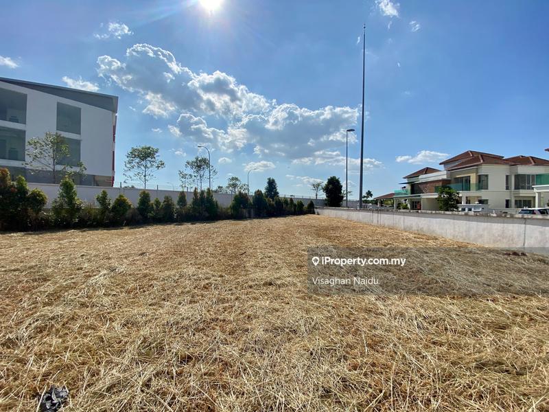 Rumah Berkembar untuk Dijual di Kota Emerald, Rawang oleh Visaghan Naidu - iProperty.com.my