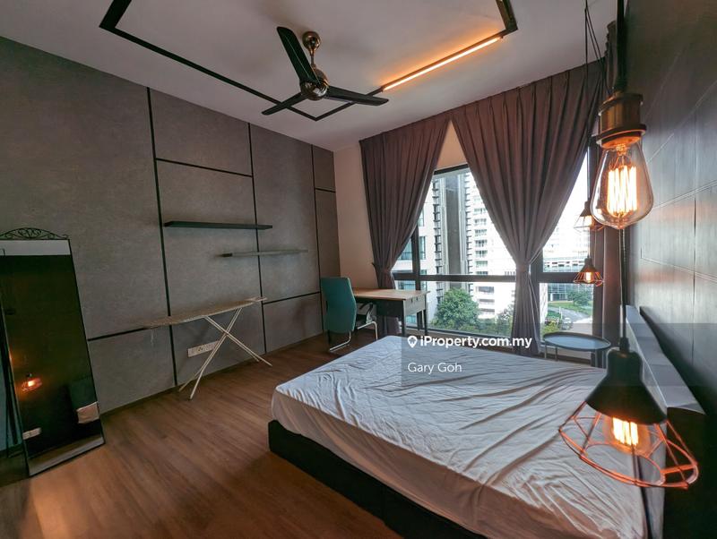 For Sale - The Potpourri