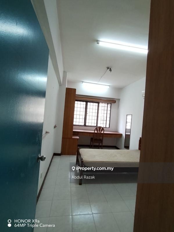Kondominium untuk Dijual di Vista Komanwel A oleh Abdul Razak - iProperty.com.my