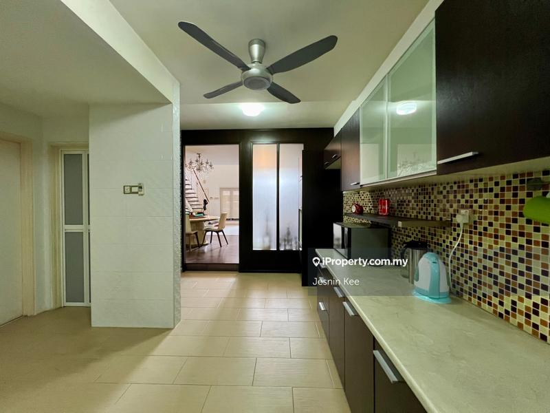 3-storey Terraced House for Sale in Lake Fields, Sungai Besi by Jesnin Kee - iProperty.com.my