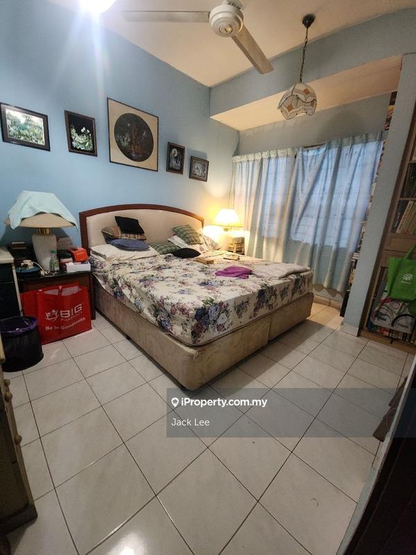 Rumah Berkembar untuk Dijual di Burhanuddin helmi, Taman Tun Dr Ismail oleh Jack Lee - iProperty.com.my