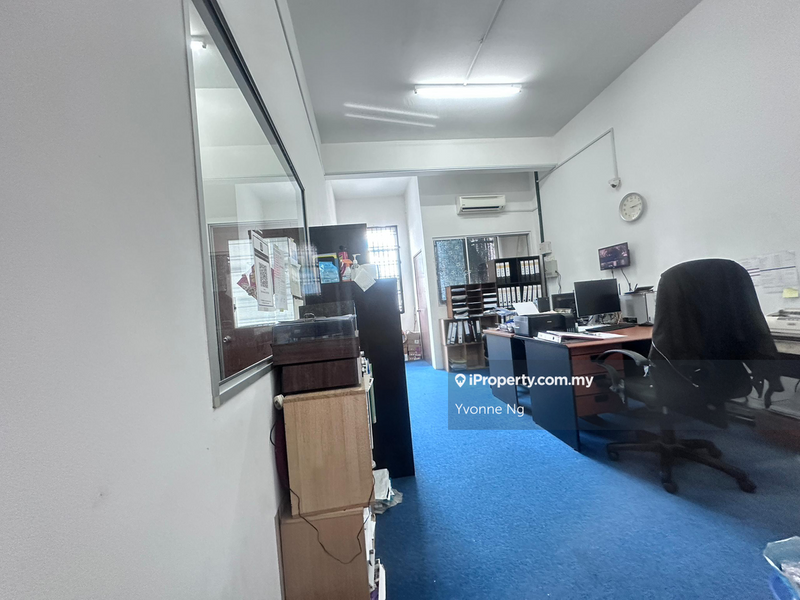 Shop-Office for Sale in Mutiara Mas 3 Storey Shophouse, Skudai by Yvonne Ng - iProperty.com.my