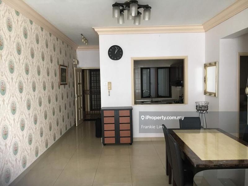 For Sale - Royal Domain Sri Putramas 2