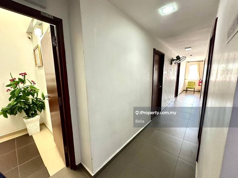 For Sale - BOUTIQUE HOTEL KOTA LAKSAMANA BUSSINESS CENTRE