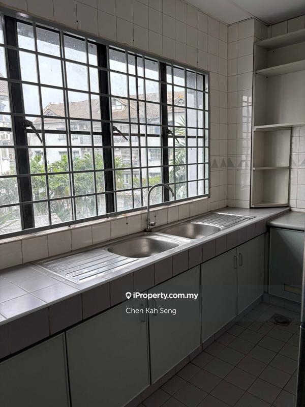 Condominium for Sale in Tiara Damansara by Chen Kah Seng - iProperty.com.my
