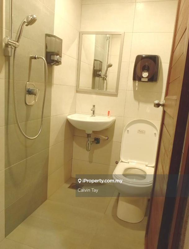 Kedai untuk Dijual di Padungan, Kuching oleh Calvin Tay - iProperty.com.my