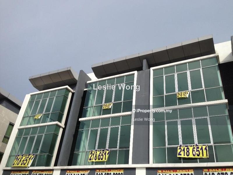 Shop / Office untuk Dijual di Taman Saujana Puchong oleh Leslie Wong - iProperty.com.my