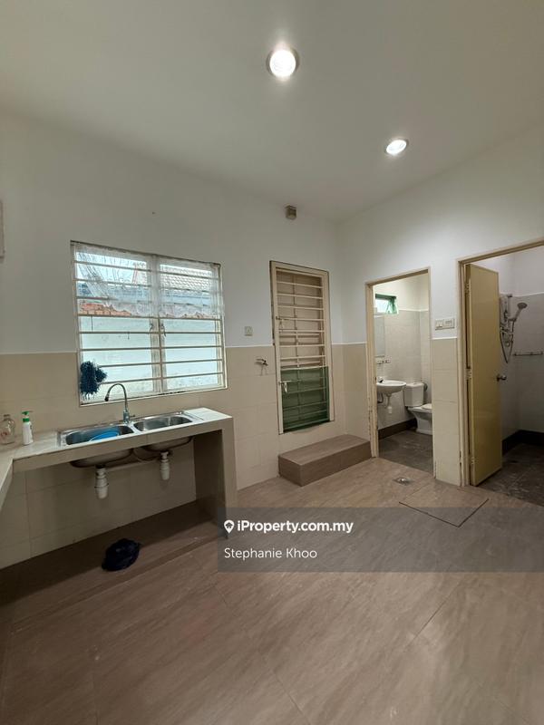 Semi-Detached House for Rent in Seksyen 8, Petaling Jaya by Stephanie Khoo - iProperty.com.my