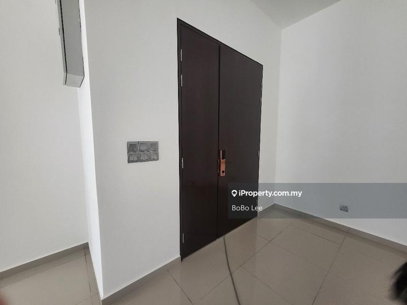 Rumah Berangkai 2 Tingkat untuk Dijual di Taman Overseas Union (Taman Oug), Jalan Klang Lama (Old Klang Road) oleh BoBo Lee - iProperty.com.my