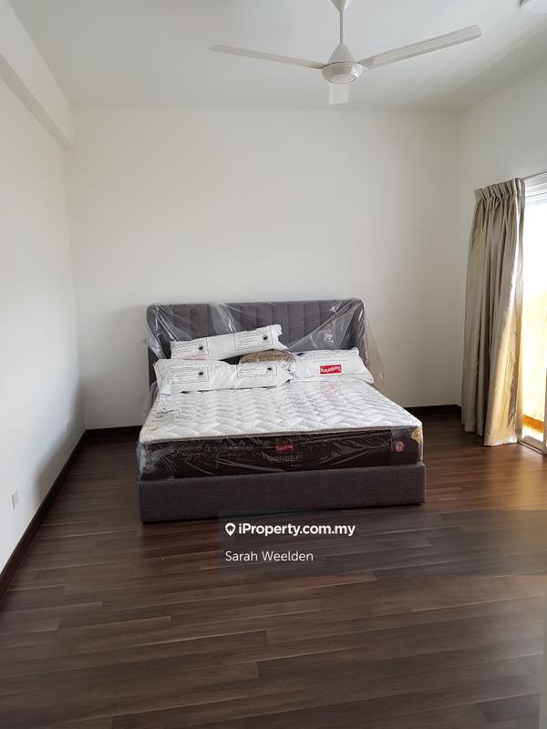 Rumah Teres 2-Tingkat untuk Dijual di Nilai Impian, Nilai oleh Sarah Weelden - iProperty.com.my