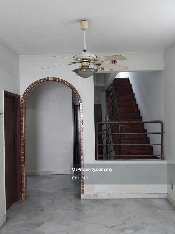 Rumah Teres 1.5-Tingkat untuk Dijual di Bandar Kinrara Seksyen 2, Bandar Kinrara oleh Chai M Y - iProperty.com.my