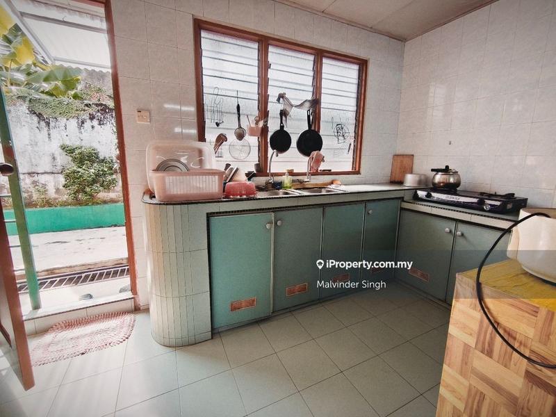 Semi-Detached House for Sale in Taman United, Jalan Klang Lama (Old Klang Road) by Mel Walia - iProperty.com.my