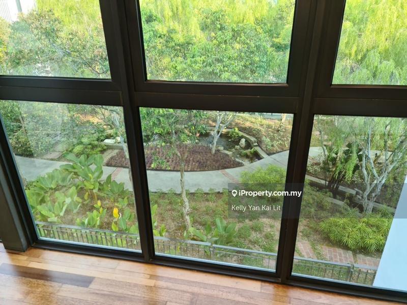 Bungalow House untuk Dijual di Taman Melawati, Ulu Kelang oleh Kelly Yan Kai Lit - Master bedroom overlooking river & garden - iProperty.com.my