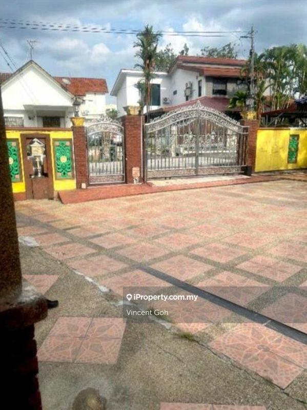 Bungalow House for Sale in Taman P. Ramlee, Setapak by Vincent Goh - iProperty.com.my