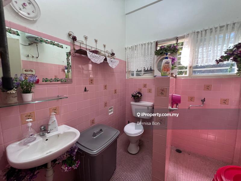 Bungalow House for Sale in Seksyen 16, Petaling Jaya by Bernisa Bon - iProperty.com.my