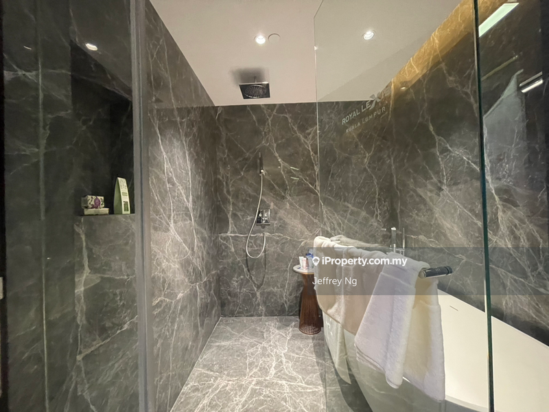 For Sale - Royal Lexis